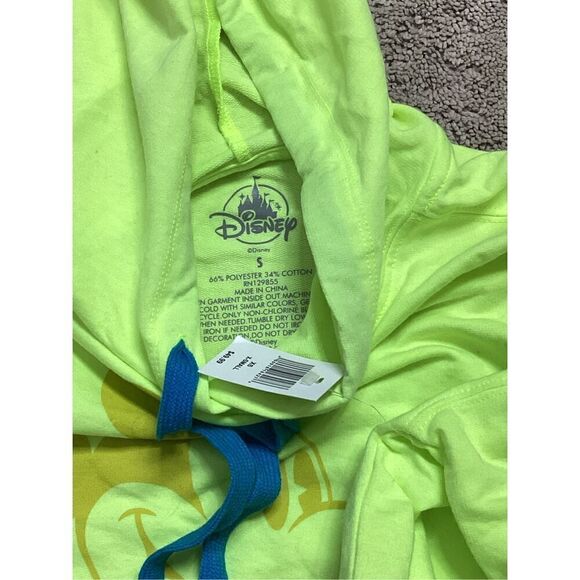 New. Disney cropped hoodie. XS. Retails $49 - Picture 6 of 6